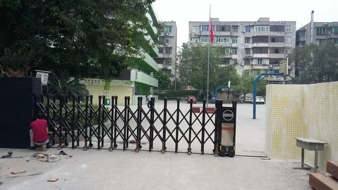 怀远县怀远县深圳市伸缩门